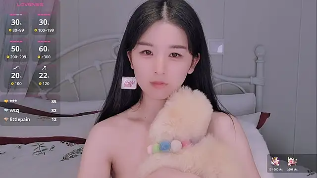 BingLin- Adlı Modelin Canlı XXX Sohbeti