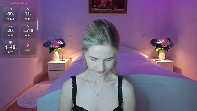Julie_Blaze élő chatszobája