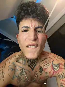 Chatroom XXX en direct de _Tomy08calderon