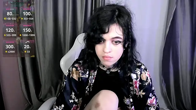 XXX chat uživo modela NoelleGothicShadow