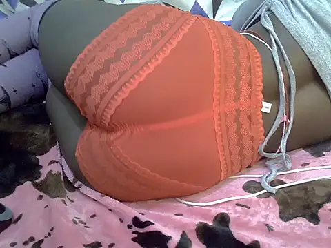 Czat XXX na żywo – Simply_Naughty0