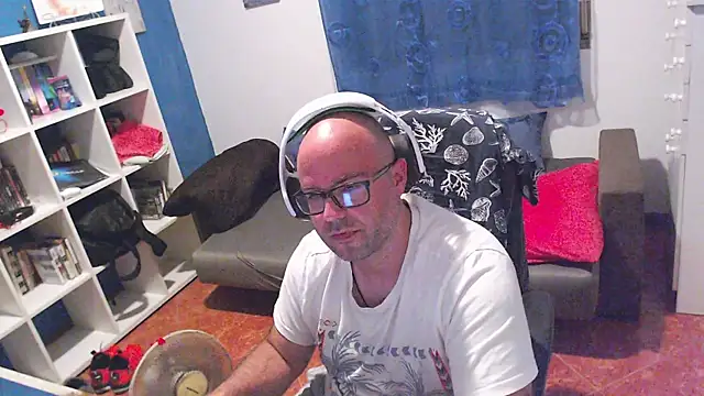 Chat +18 de ravingr4d4 ao vivo