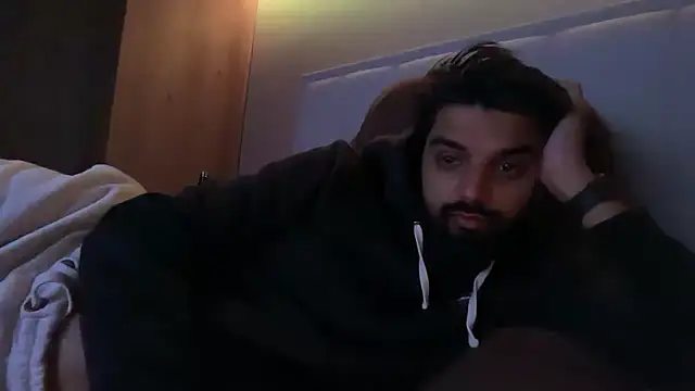 XXX chat uživo modela priyxh
