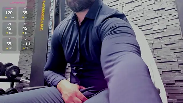 دردشة David_Big_Daddy الجنسية المباشرة