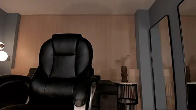 Chat XXX en directo de MiaFarrell_