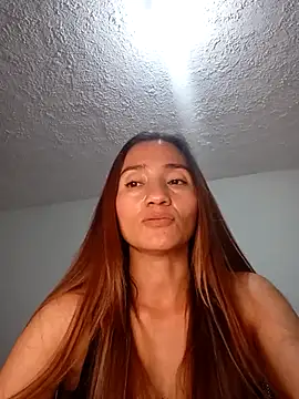 isaa- Live XXX-chat