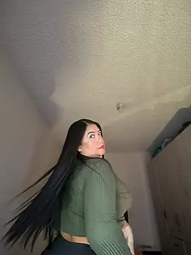 cami_ortiz__'s Live XXX Chat