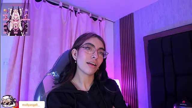 Molly_AのライブXXXチャット
