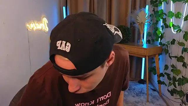 XXX chat uživo modela e1v1s