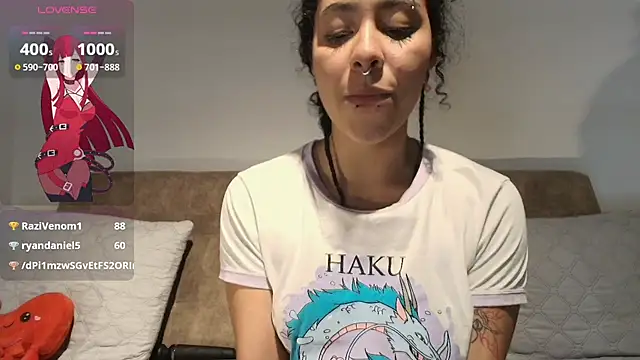 Chat XXX en directo de Dhalila_