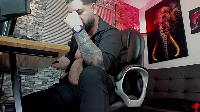 Ethan_Castellano – Naživo XXX chat