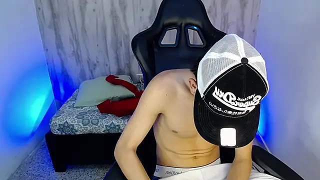 Hot_athletes_'s Live XXX Chat