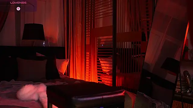 LunaNight's Live XXX Chat