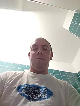 XXX chat uživo modela Xgoranx