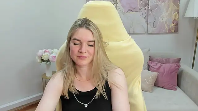 RoxyReignn – Live XXX-chat