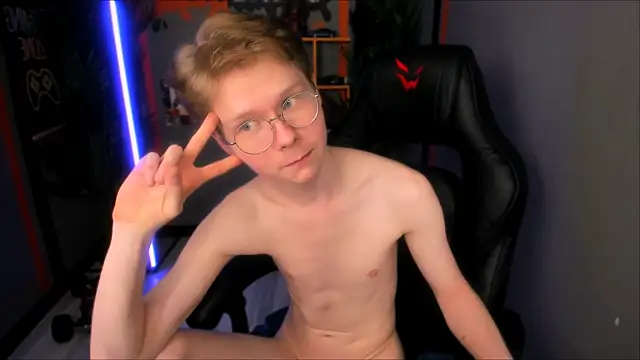 DanielSanders' Live XXX Chat
