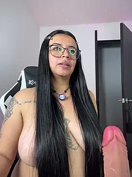 Devilsweet17 XXX чат на живо