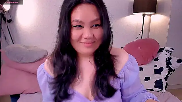 XXX chat uživo modela _chia_chia