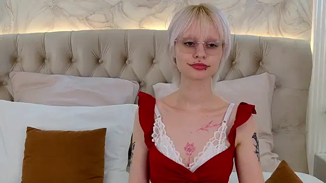 LauraDiazz Adlı Modelin Canlı XXX Sohbeti