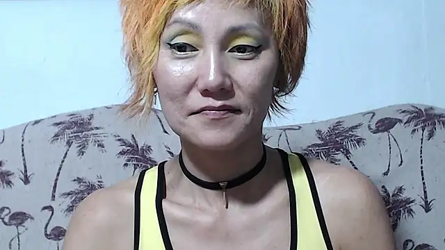 VERYHAPPYWOMANXXX's Live XXX Chat