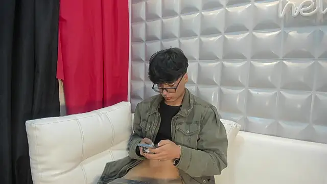 maximo_2019 Live XXX Chat