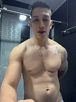 OliverWest04 现场XXX聊天