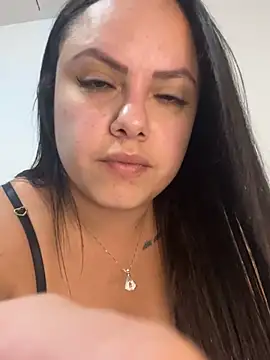 Nandaa02 – Live XXX-chat
