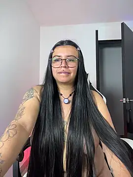 Devilsweet17 – Naživo XXX chat