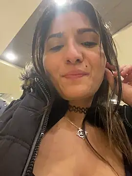 Онлайн чат XXX AlejandritaMilano
