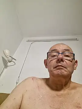 Marlon92700 Live XXX-Chat