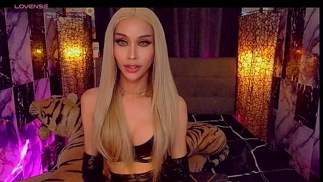Czat XXX na żywo – SeductiveSamanthaTS