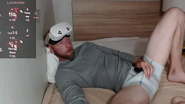 MaxRouger live XXX chat