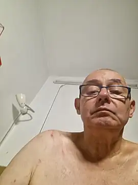 Marlon92700's Live XXX Chat