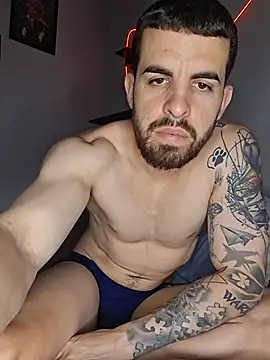 Cubanotatuado's Live XXX Chat