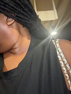 Czat XXX na żywo – GirthGoddessCoco