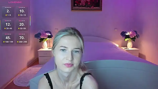 Julie_Blaze's Live XXX Chat