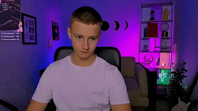 XXX chat uživo modela noah_nero