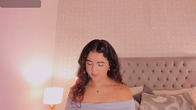 Evaa_Lunna_ XXX чат на живо