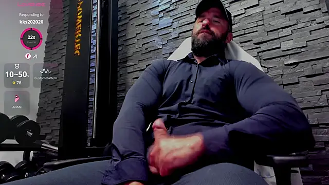 David_Big_Daddy Adlı Modelin Canlı XXX Sohbeti