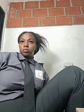 CiaraEbony live XXX chat