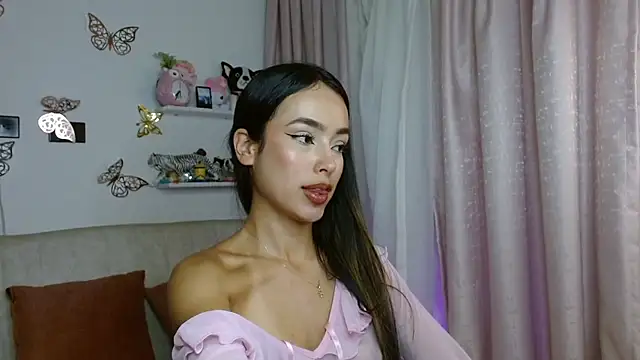 melody_xo's Live Chat Room