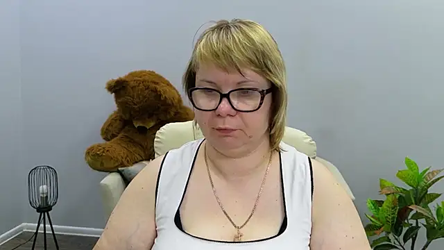 دردشة BonnnyBoobsy الجنسية المباشرة