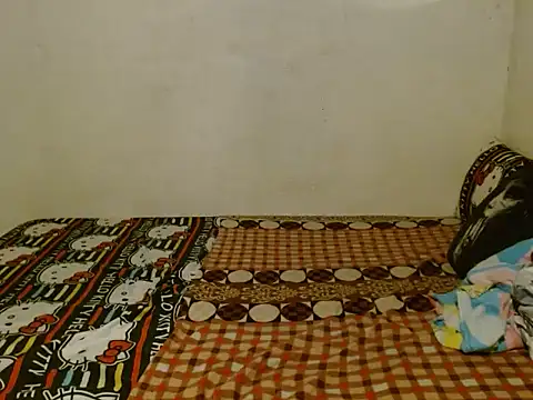 PETITE_AMANDA_CUMMER élő XXX-chatje