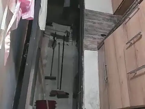 XXX chat uživo modela Liah_ferrer