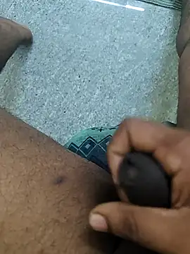 Chat +18 de Romantic_boy143 ao vivo