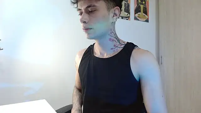 Chat +18 de jaico_santos ao vivo