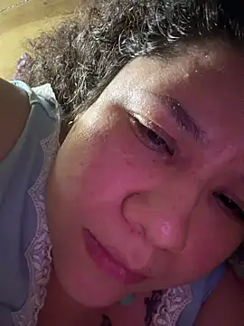 Chat +18 de CurlyMilf_Vannexxxa ao vivo