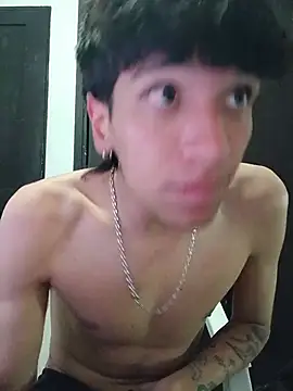 H3ll_B0Y_'s Live XXX Chat