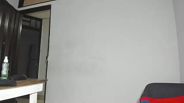 XXX chat uživo modela Freedom_24