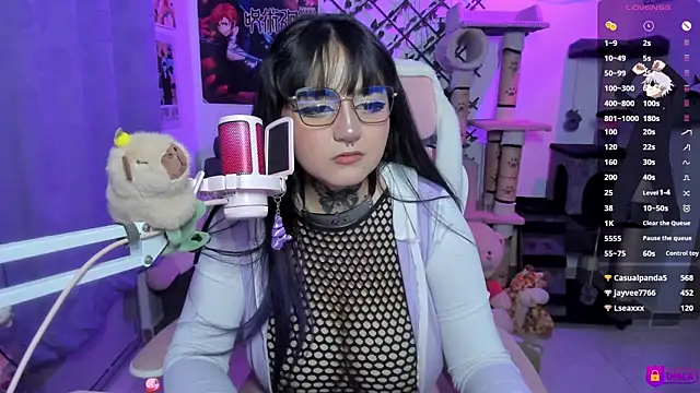 MaddyFooxx Live XXX-Chat